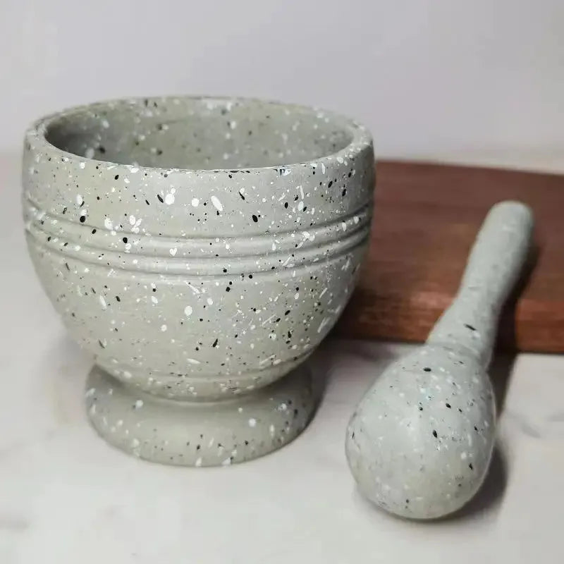 Multifunctional Kitchen Garlic Bowl & Grinder – Food Grade Material for Spices, Grains, and Seasonings